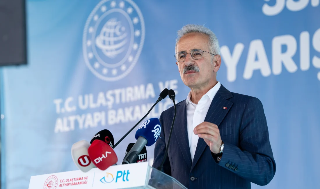 2025 Postacı Yürüyüş Yarışması Türkiye Finali’nde konuşan Bakan Uraloğlu, PTT’nin