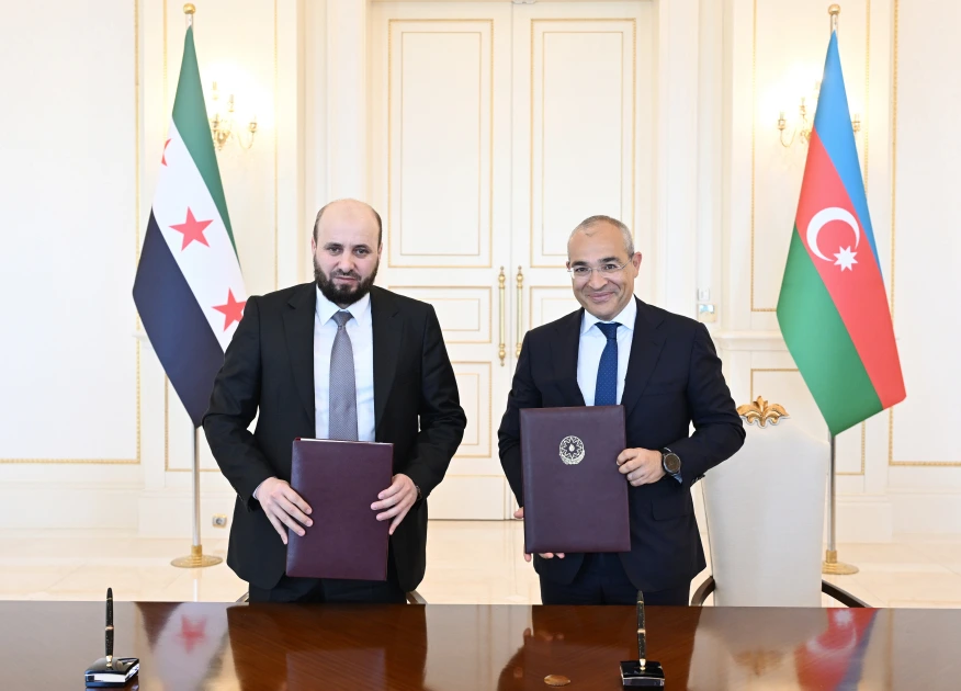 Bakü’de bir araya gelen Aliyev ve Şara, enerji başta olmak