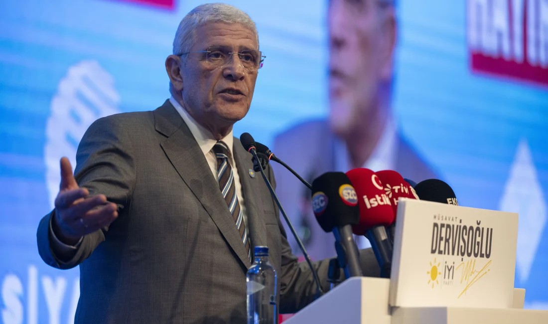 Müsavat Dervişoğlu, gençliğin sadece geleceğin değil bugünün de sahibi olduğunu