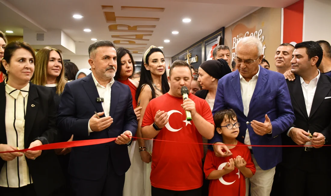 Adana’da özel çocukların çizdiği 15 Temmuz temalı eserler, “Bir Gece