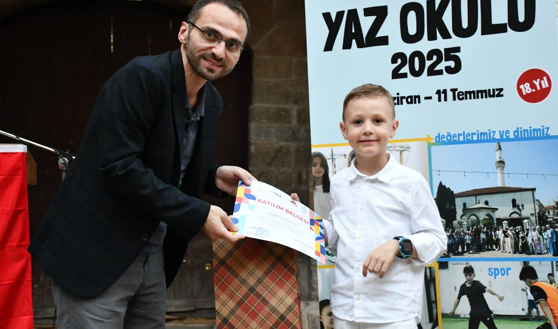 Kuzey Makedonya'nın başkenti Üsküp’te TİKA’nın katkılarıyla gerçekleşen yaz okulunda öğrenciler