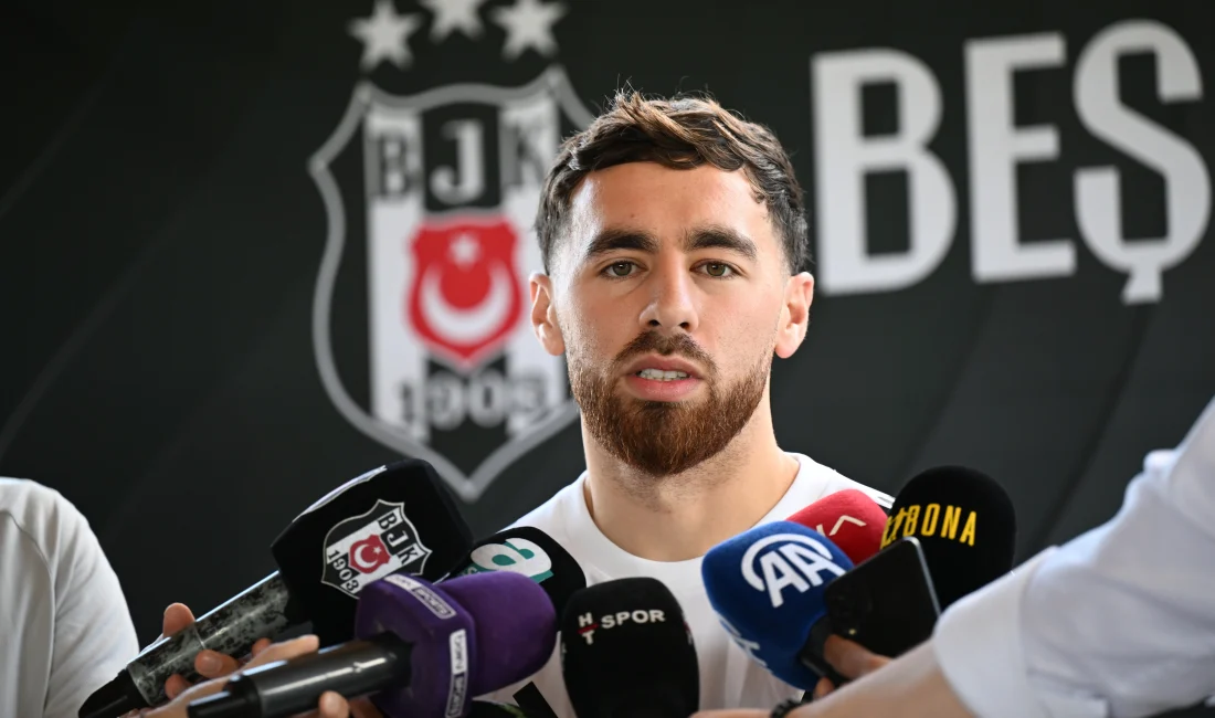 Beşiktaş'ın yeni transferi Orkun Kökçü, çocukluk hayalini gerçekleştirdiğini söyleyerek siyah-beyazlı