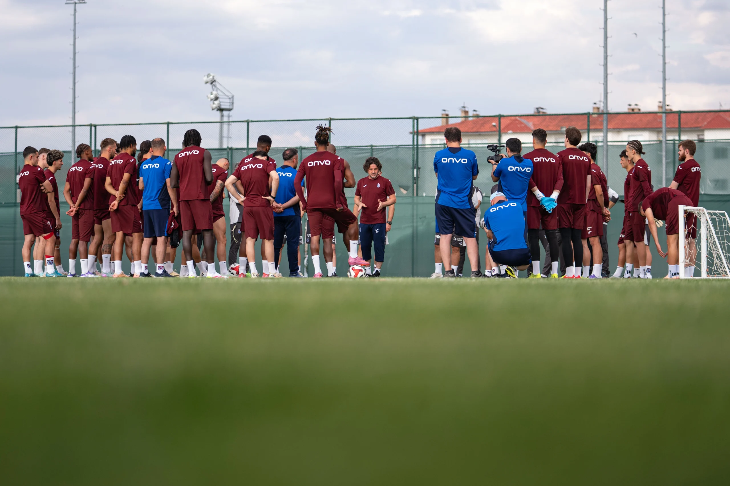 Trabzonspor, teknik direktör Fatih Tekke yönetiminde Erzurum’da sezonun ikinci kamp