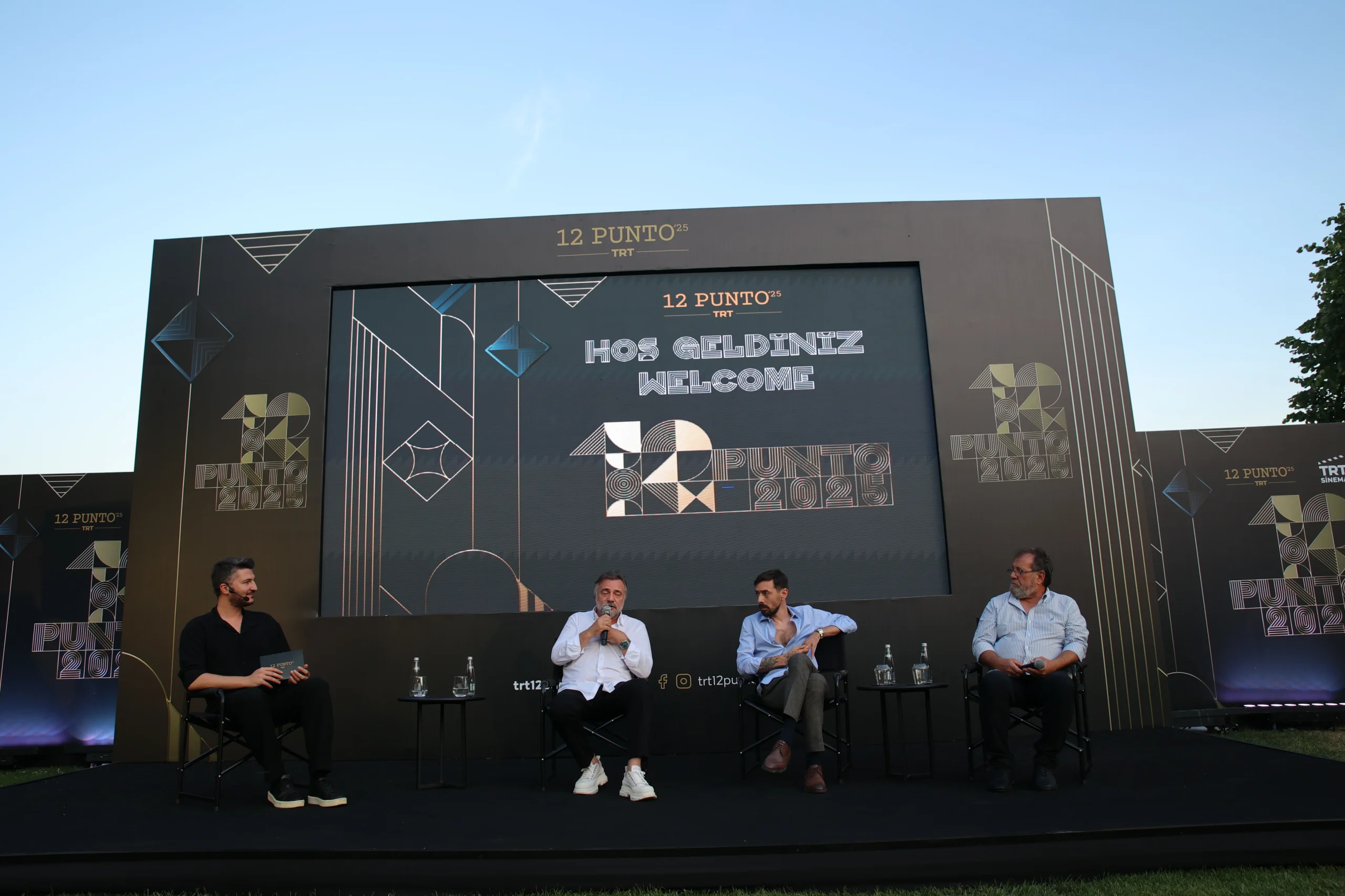 TRT’nin düzenlediği 12 Punto’da, usta yönetmen Osman Sınav’ın “Uzun Hikaye”