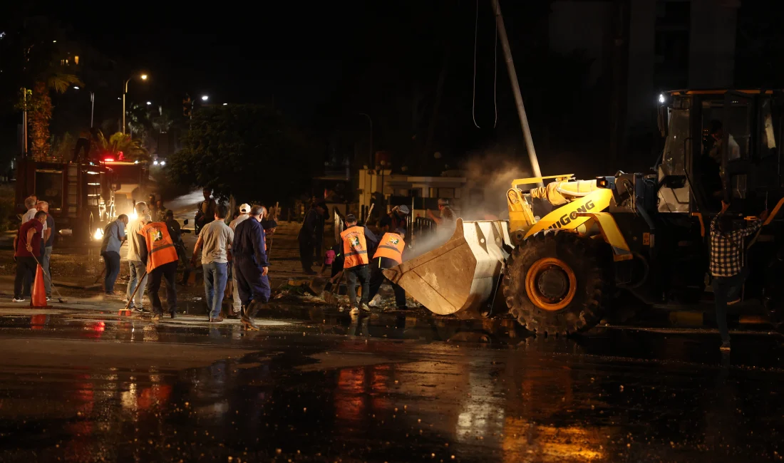 İsrail’in Şam’da gerçekleştirdiği hava saldırıları kent ulaşımını felç etti, yetkililer