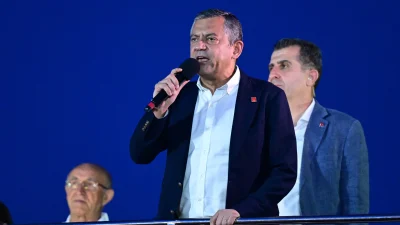 CHP Genel Başkanı Özgür Özel, Kartal mitinginde yolsuzluklara sert tepki