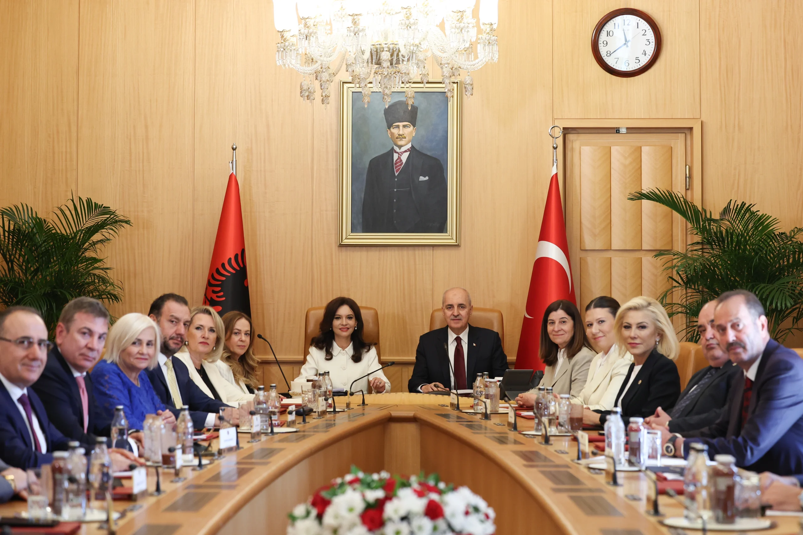 Kurtulmuş, İsrail’in Suriye’ye yönelik saldırılarını “mahalle kabadayılığı” olarak niteledi; Balkanların