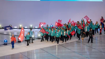 Dünya genelinden 8500’e yakın sporcunun katıldığı Üniversite Oyunları Almanya’da başladı.