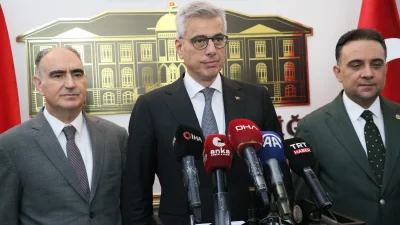 Bakan Memişoğlu: Her 4 Kişiden 1’i Obez, Toplum Destek Vermeli Sağlık Bakanı Kemal Memişoğlu, “İdeal Kilonu Öğren, Sağlıklı Yaşa” kampanyasında