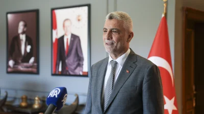 Ticaret Bakanı Ömer Bolat, Schengen vizelerinde uzun süreli ve çok