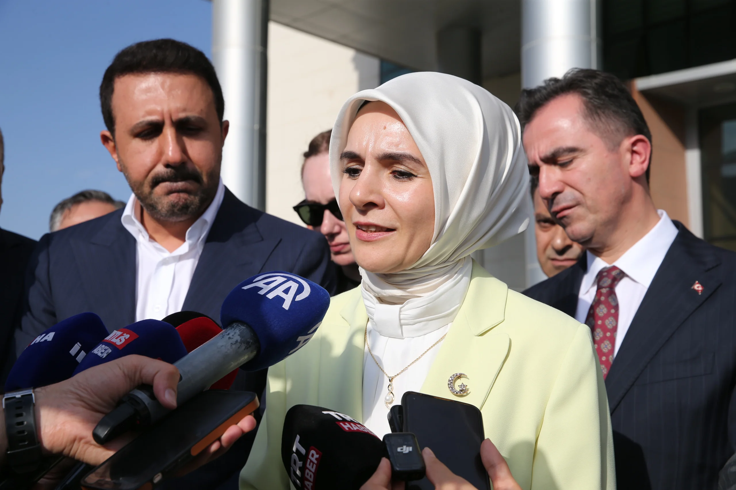 Aile ve Sosyal Hizmetler Bakanı Mahinur Özdemir Göktaş, Bitlis’te yarı