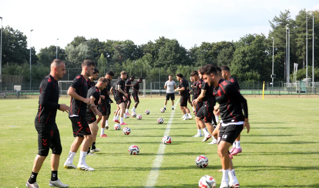 Trendyol Süper Lig ekibi Samsunspor, Hollanda kampında taktik ağırlıklı bir