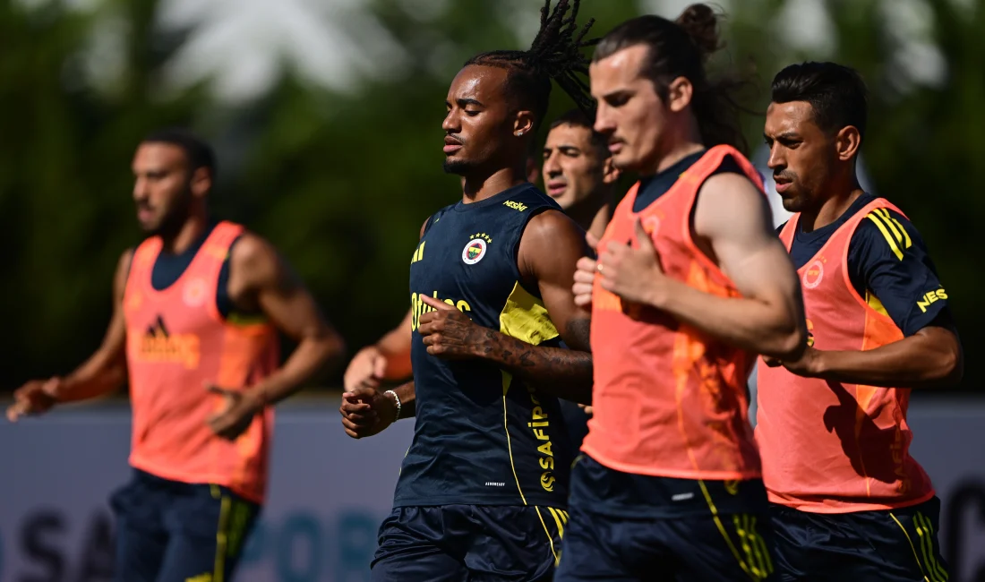 Portekiz’in Algarve bölgesinde kamp yapan Fenerbahçe’de genç oyuncu Abdou Aziz