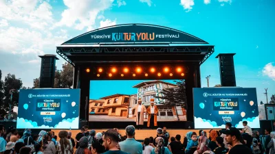 Van'da düzenlenen Kültür Yolu Festivali, konserlerden gastronomiye uzanan etkinliklerle sanat