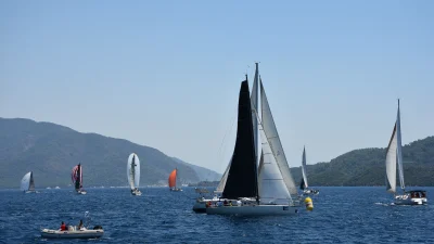 Cumhurbaşkanlığı himayelerinde düzenlenen 6. Uluslararası Yat Yarışları’nın Kıbrıs etabı Marmaris’ten