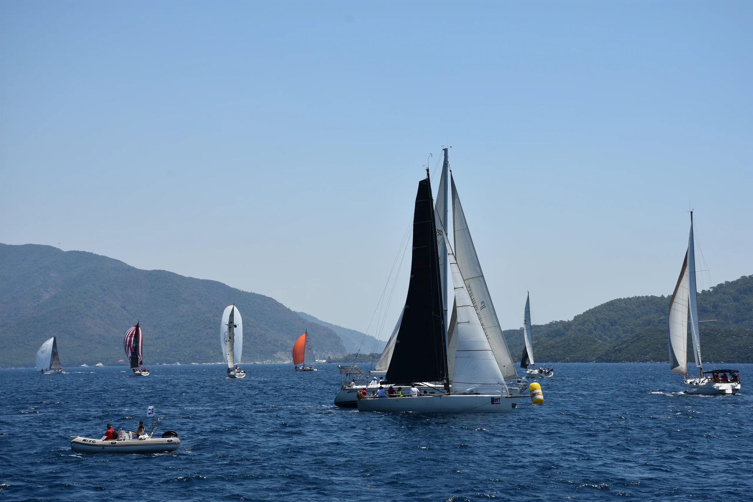 Cumhurbaşkanlığı himayelerinde düzenlenen 6. Uluslararası Yat Yarışları’nın Kıbrıs etabı Marmaris’ten