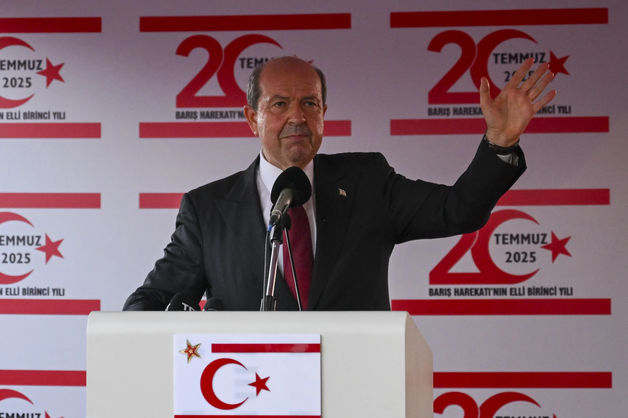 Cumhurbaşkanı Tatar, Lefkoşa’da düzenlenen törenlerde KKTC’nin büyüyen altyapısına dikkat çekti