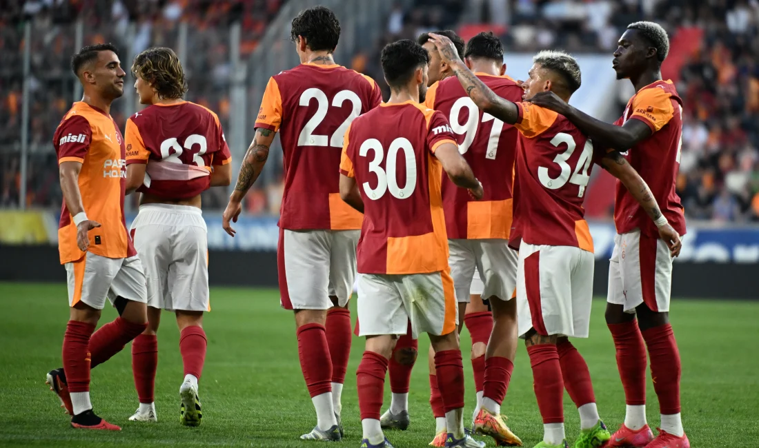 Galatasaray’dan Hazırlık Maçında Galibiyet: Admira Wacker’ı 2-1 Geçti Yeni sezon hazırlıklarını Avusturya’da sürdüren Galatasaray, Admira Wacker’ı 2-1 mağlup