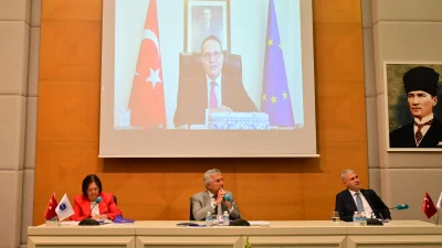 İktisadi Kalkınma Vakfı Genel Kurulu'nda iş dünyası temsilcileri, vize uygulamalarının