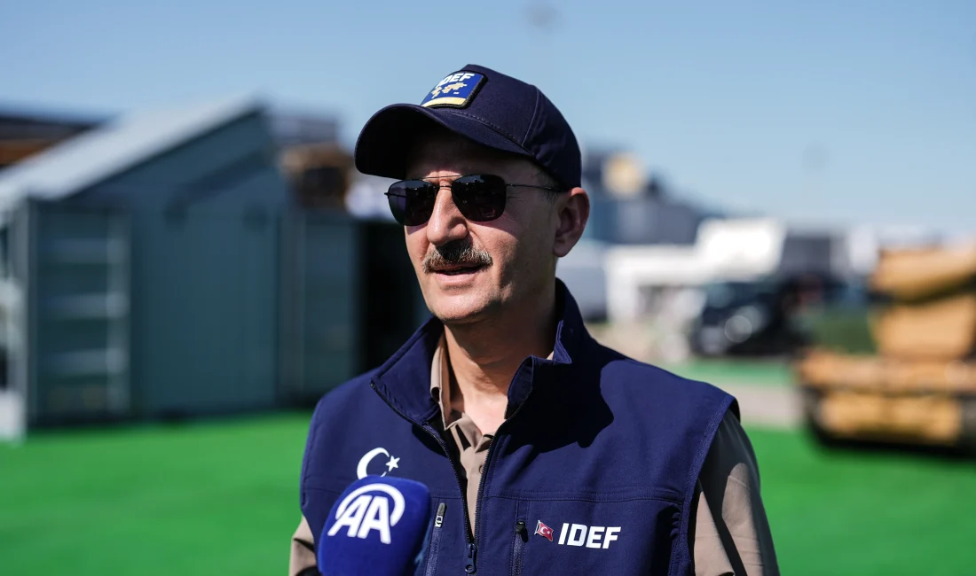 IDEF 2025 Yarın Kapılarını Açıyor: 44 Ülkeden Katılım, 400’ün Üzerinde Firma Cumhurbaşkanlığı Savunma Sanayii Başkanı Haluk Görgün, IDEF 2025’in kapsamlı geçiş