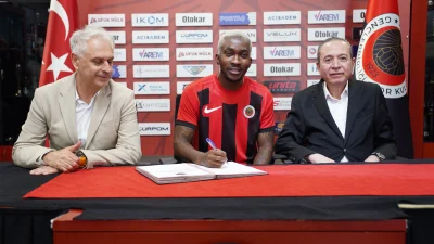 Gençlerbirliği, Onyekuru ile 2 Yıllık Anlaşmaya Vardı Gençlerbirliği, Süper Lig tecrübesi bulunan Henry Onyekuru ile 2 yıllık