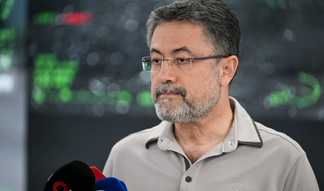 Eskişehir’deki Orman Yangınında 10 Kahraman Hayatını Kaybetti Eskişehir’deki orman yangınına müdahale eden 10 görevli, alevlerin arasında kalarak