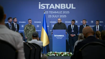 İstanbul'da düzenlenen üçlü zirvede Ukrayna, kalıcı ateşkes ve liderler düzeyinde