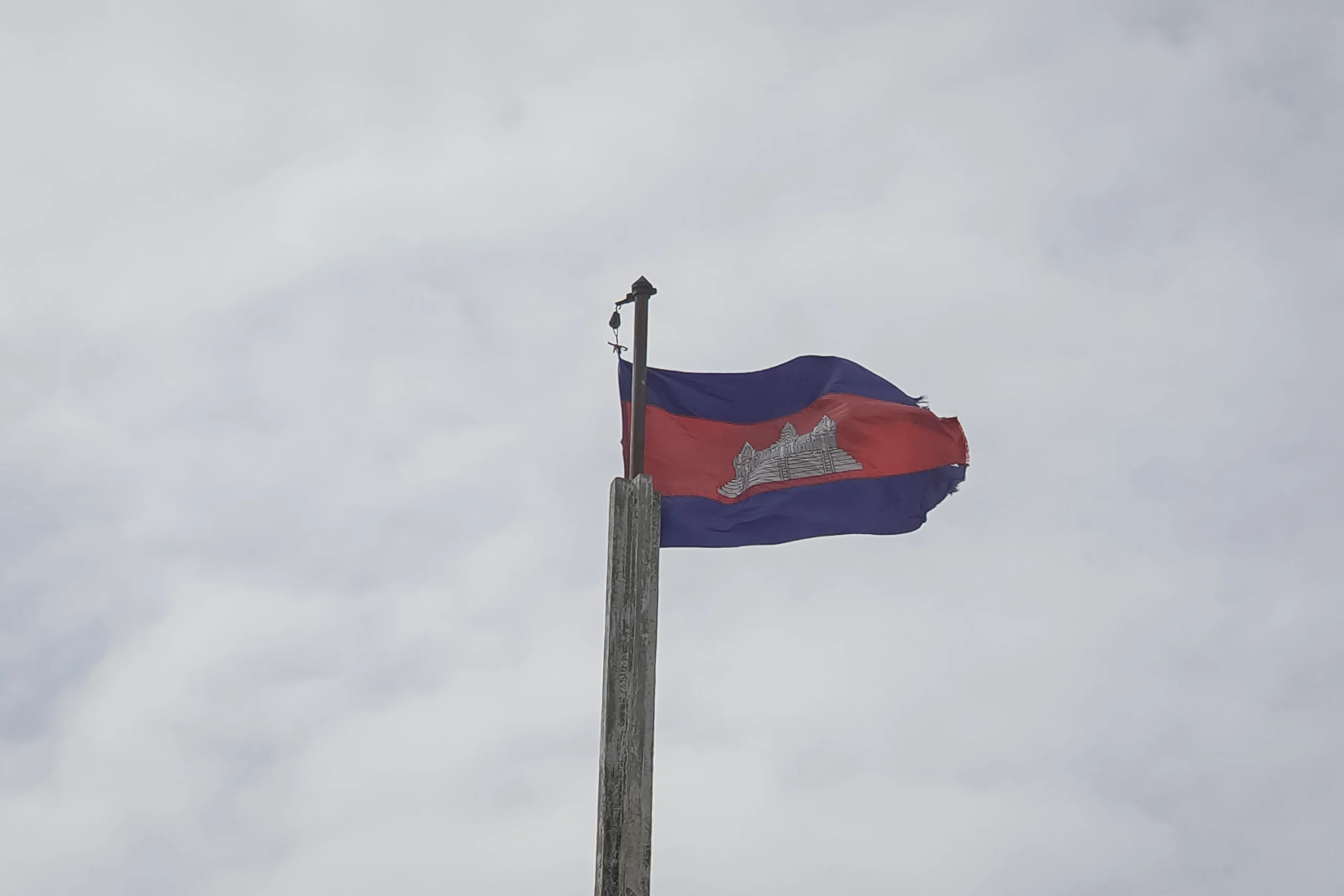 Tayland-Kamboçya sınırında çıkan çatışmalarda 12 kişi yaşamını yitirdi, 14 kişi