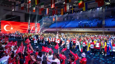 Avrupa Para Gençlik Oyunları, İstanbul’da tarihi bir açılışla başladı. Sporcular,