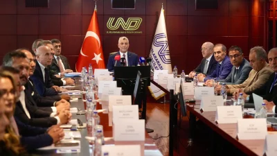 Ticaret Bakanı Ömer Bolat, lojistik sektörünün milli gelire katkısının 100