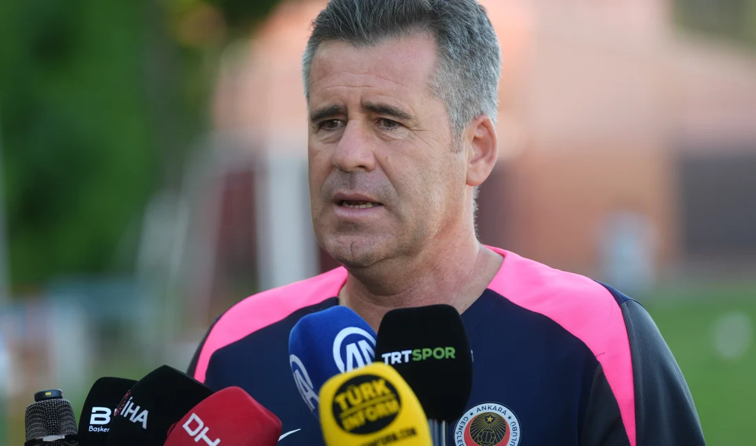 Gençlerbirliği Teknik Direktörü Hüseyin Eroğlu, Süper Lig öncesinde taraftardan Eryaman