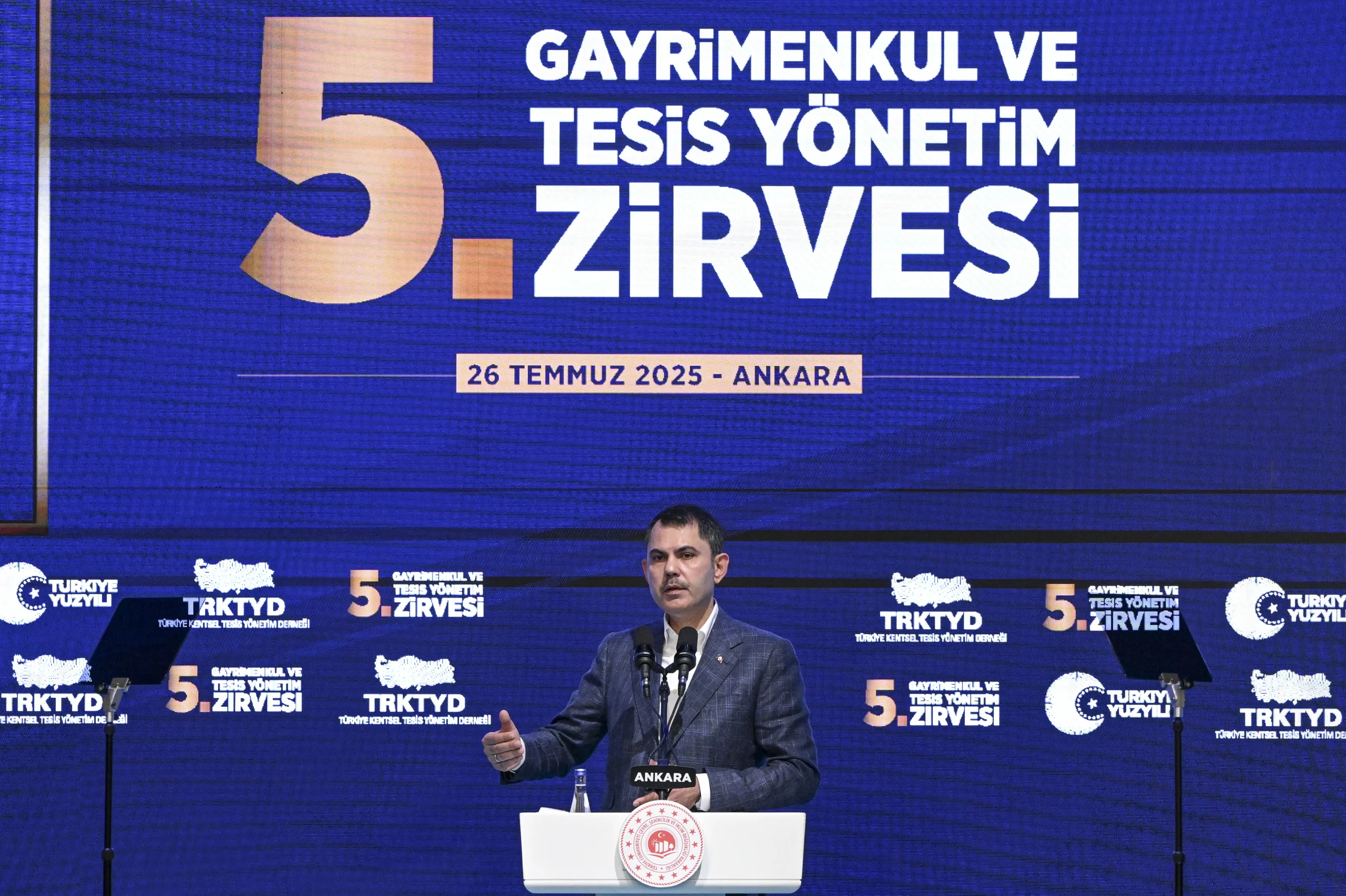  Bakan Kurum, tesis yönetimlerinde yeni düzenlemeler yapılacağını açıklayarak, vatandaşın