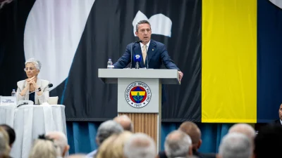 Fenerbahçe Başkanı Ali Koç, Şampiyonlar Ligi öncesi iki yeni transferin