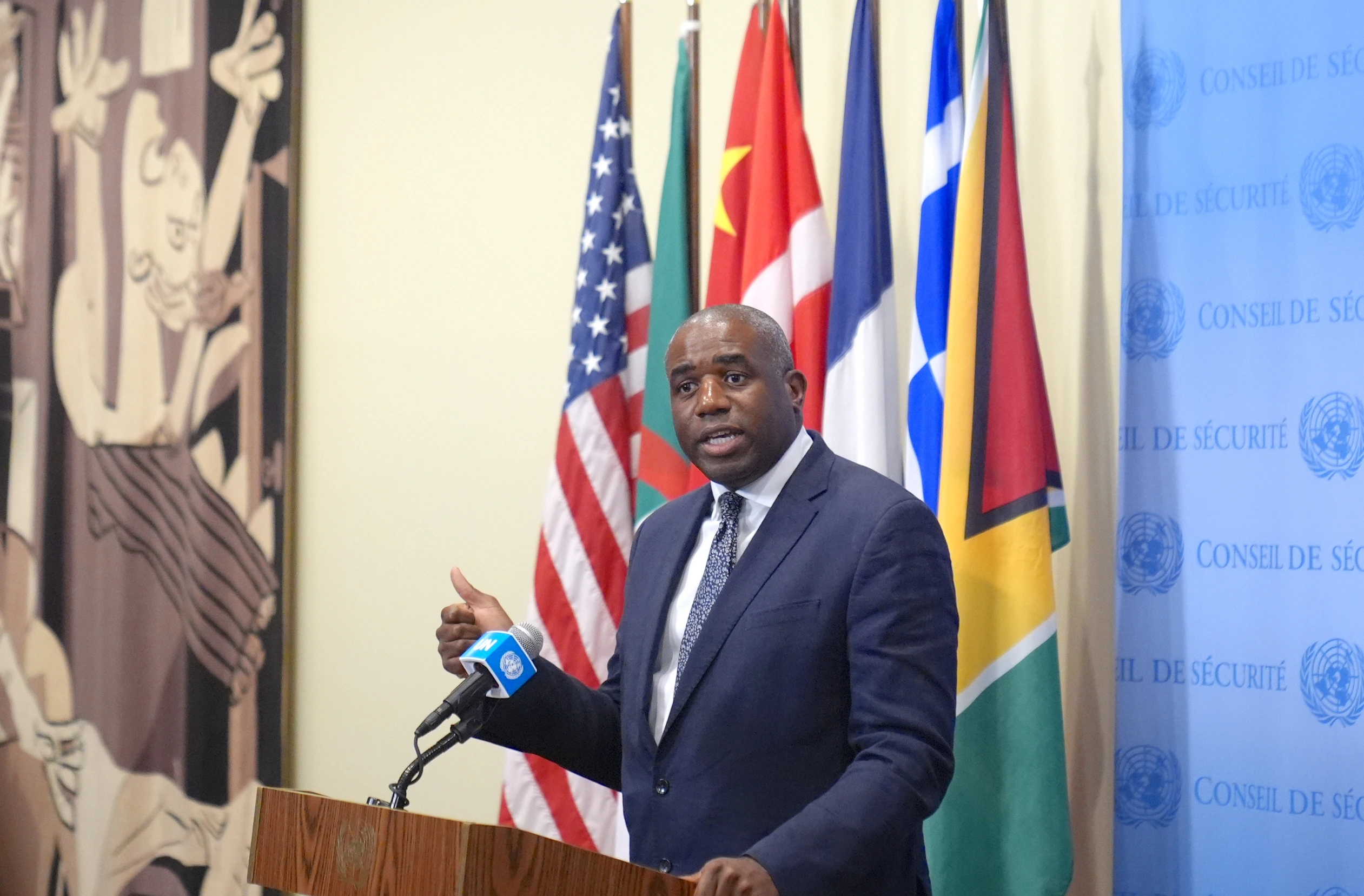 Bakan Lammy, BM’de yaptığı konuşmada Gazze’deki yıkımın insanlık dışı olduğunu