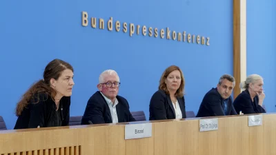 Almanya’da insan hakları örgütleri ve akademisyenler, İsrail’in Gazze’deki eylemlerinin uluslararası