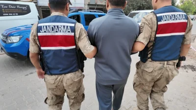 DEAŞ’a mali destek sağlayan ve silahlı faaliyette bulunan 8 şüpheli,