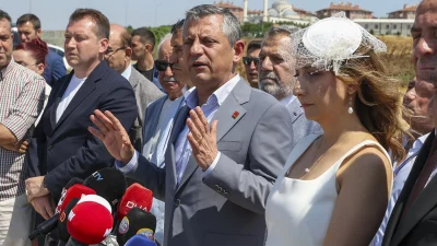 CHP Genel Başkanı Özel, cezaevinde İmamoğlu’nu ziyaret etti, TBMM’de kurulacak