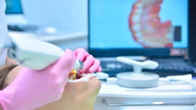 Dijital teknolojiler sayesinde diş tedavilerinde hem süre kısalıyor hem de