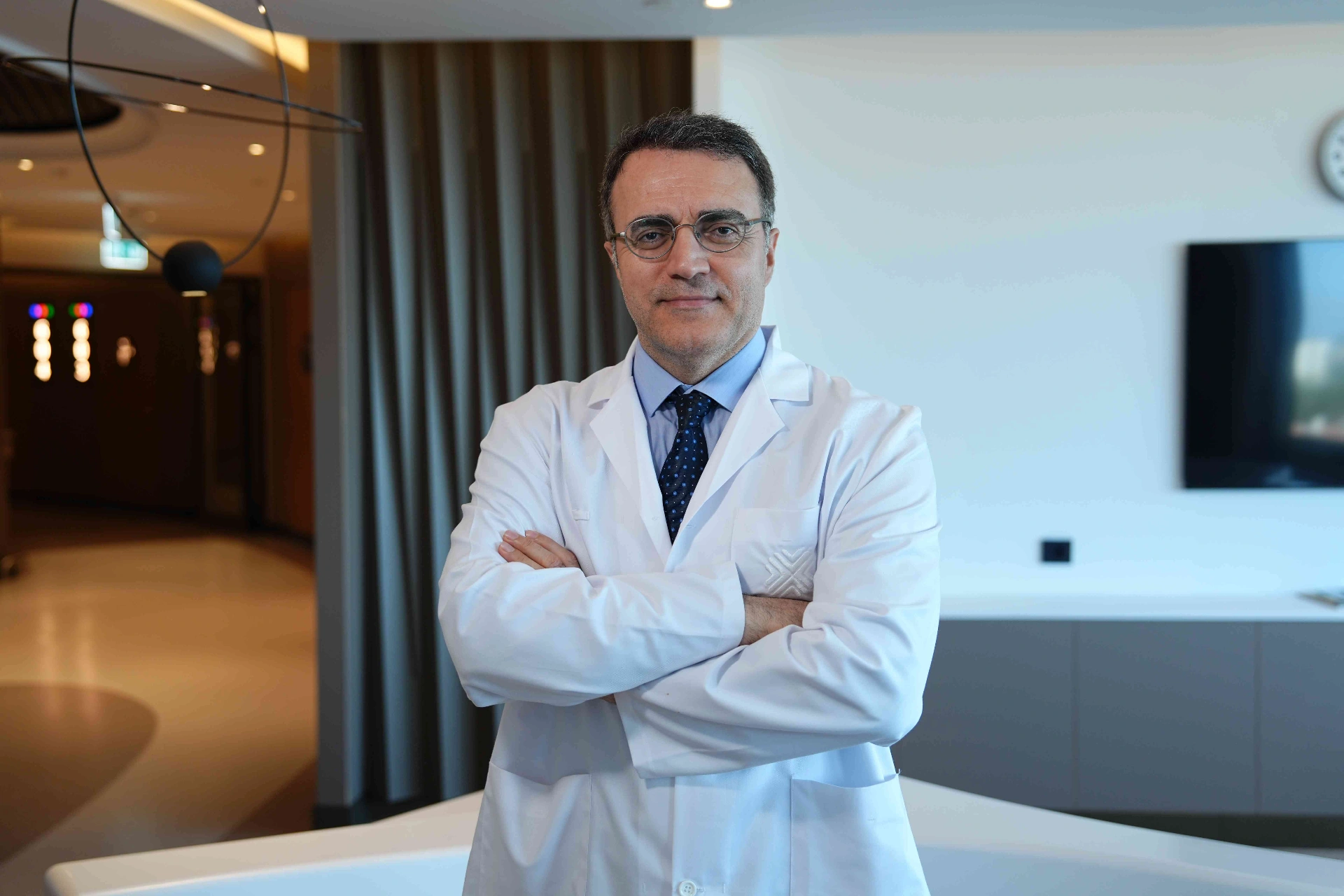 Medipol Acıbadem Hastanesi’nde uygulanan özel protez yöntemiyle, yıllardır kalça çıkığı