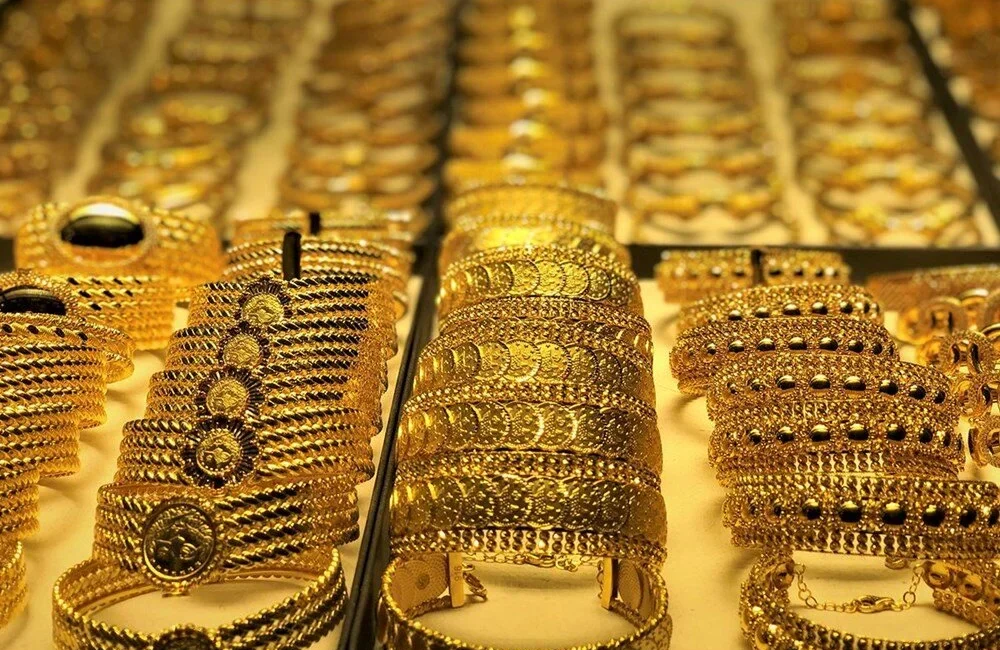 Altının gram fiyatı güne düşüşle başladı. Çeyrek altın 7.266, cumhuriyet