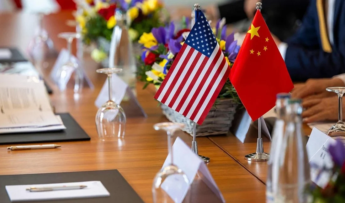 ABD ve Çin’in Ticaret Görüşmeleri İsveç’te “Yapıcı” Geçti ABD ve Çin heyetleri, İsveç’teki üçüncü tur ticaret görüşmelerinde tarifeler