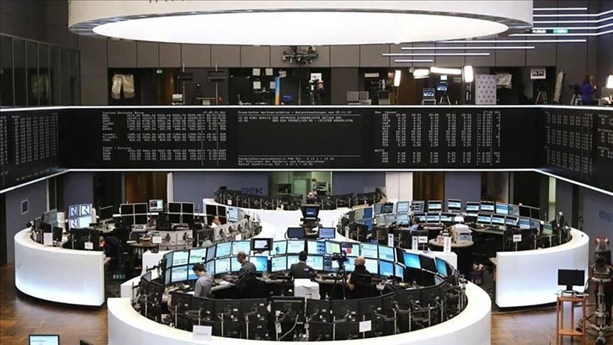 ABD enflasyon verilerinin ardından Avrupa piyasaları, banka hisseleri öncülüğünde satış