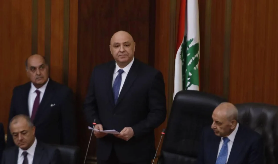 Lübnan hükümeti, Hizbullah dahil ülkedeki tüm silahlı grupların silahsızlandırılması ve