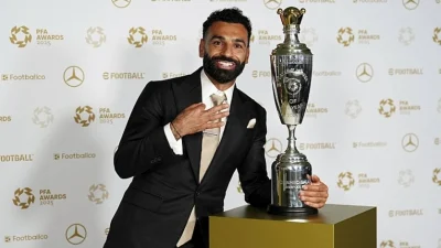 Muhammed Salah, İngiltere’de Yılın Futbolcusu Seçildi Liverpool’un Mısırlı yıldızı Muhammed Salah, PFA tarafından verilen Premier Lig’de