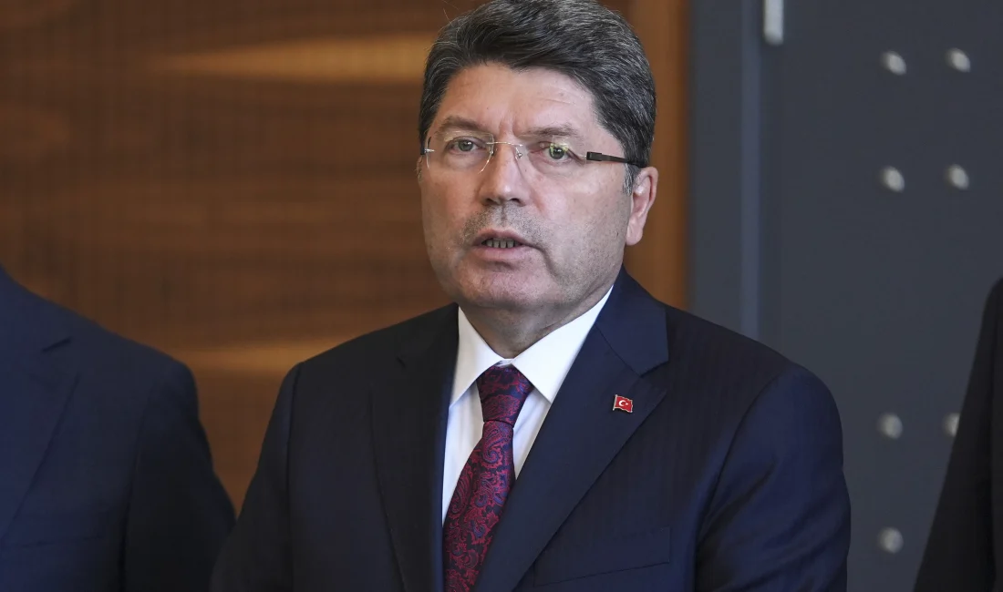 Adalet Bakanı Tunç, sahte diploma soruşturmaları kapsamında hukuki sürecin kararlılıkla