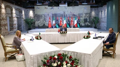 İstanbul'daki Türkiye-İtalya-Libya İşbirliği Zirvesi'nde, üç ülkenin liderleri bölgesel krizler ve