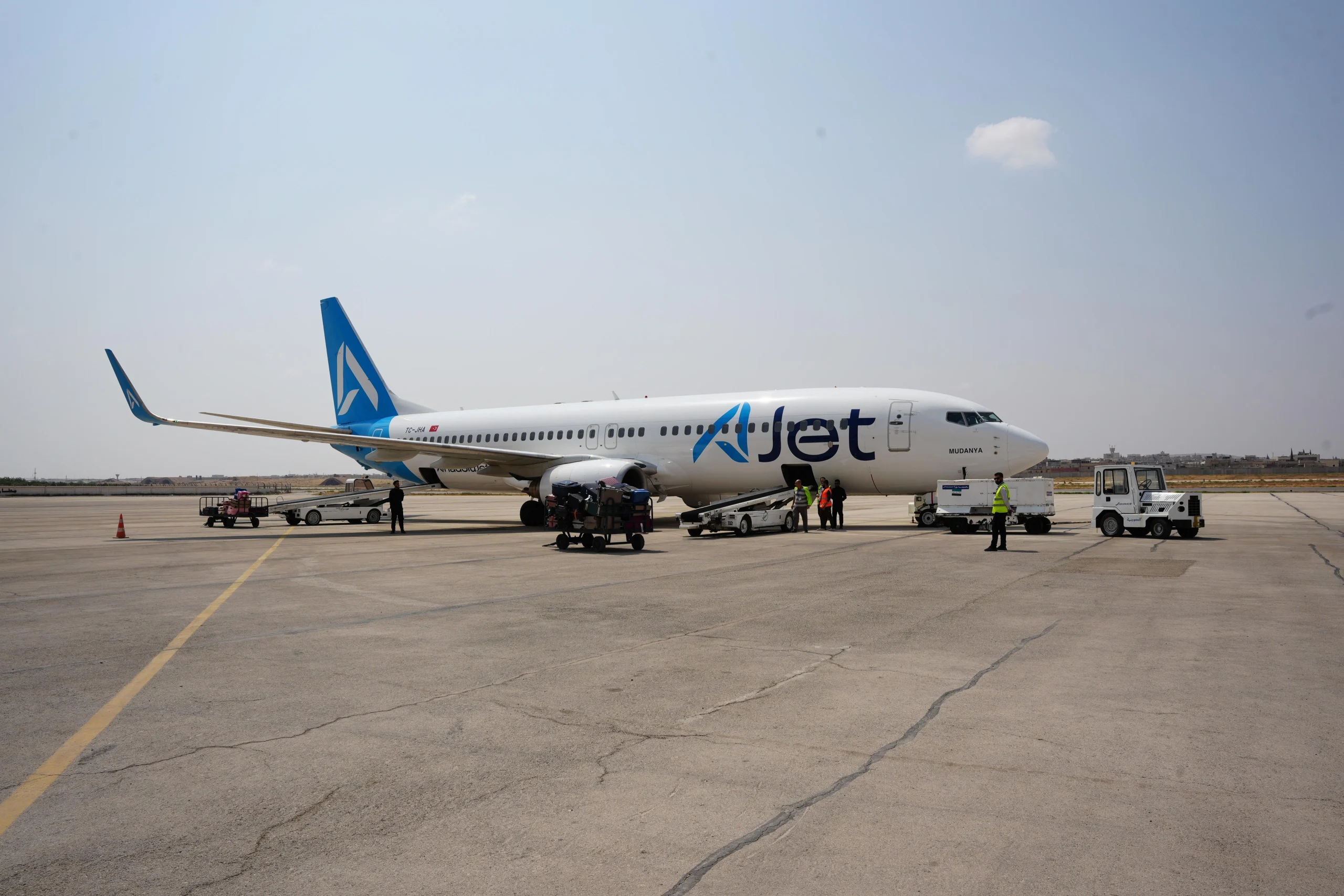 AJet, Şam’dan sonra Halep’i de uçuş ağına dahil ederek Suriye’deki