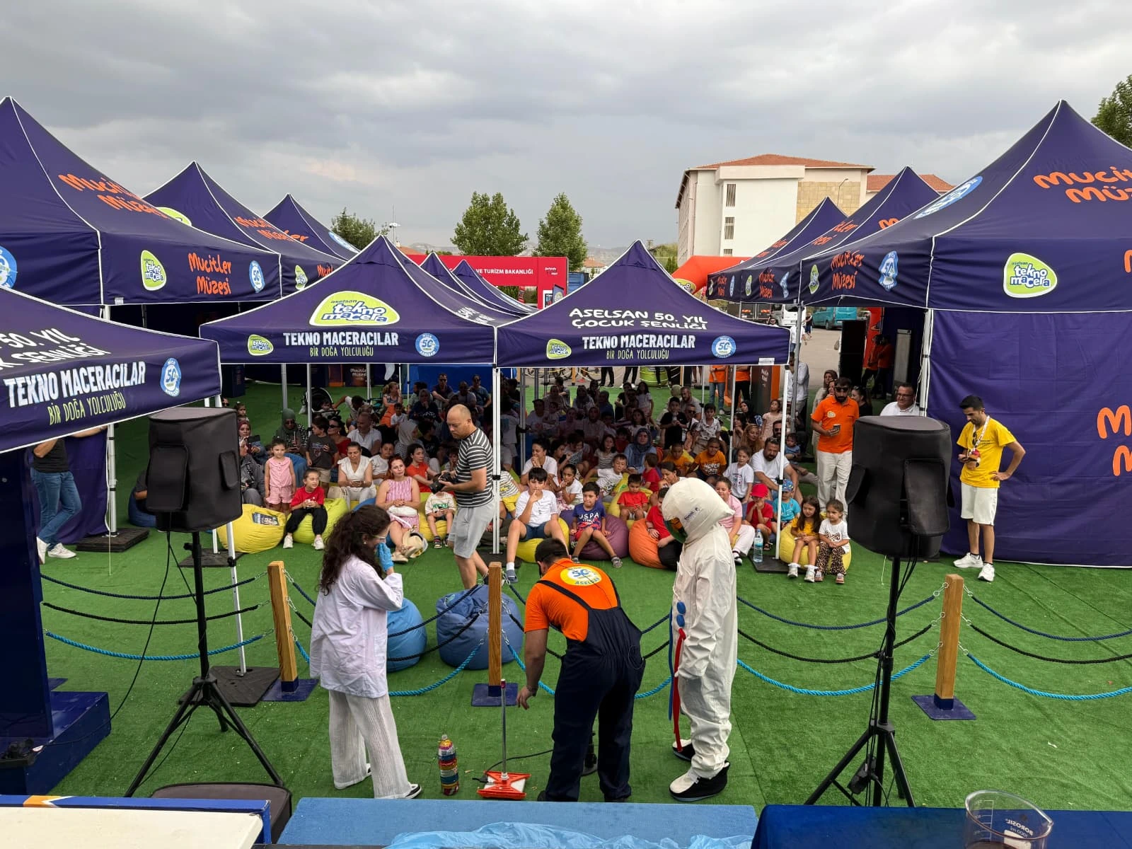 ASELSAN’ın 50. Yıl Çocuk Şenliği kapsamında hazırlanan Tekno Macera Tırı,