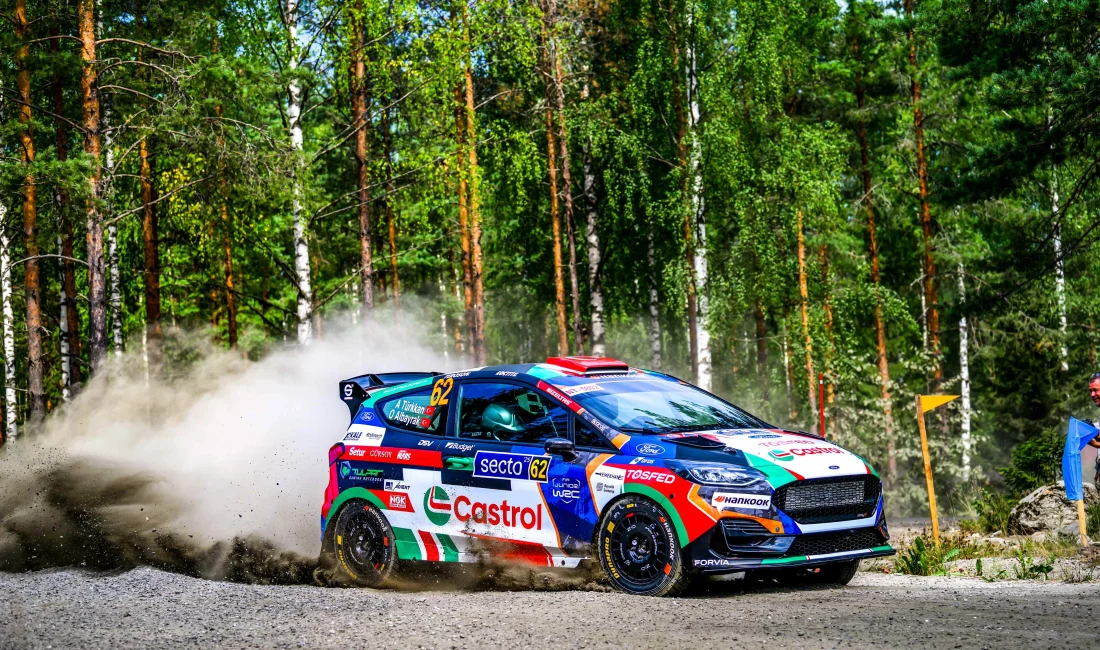  Dünya Ralli Şampiyonası'nın en hızlı parkurlarından biri olan Finlandiya