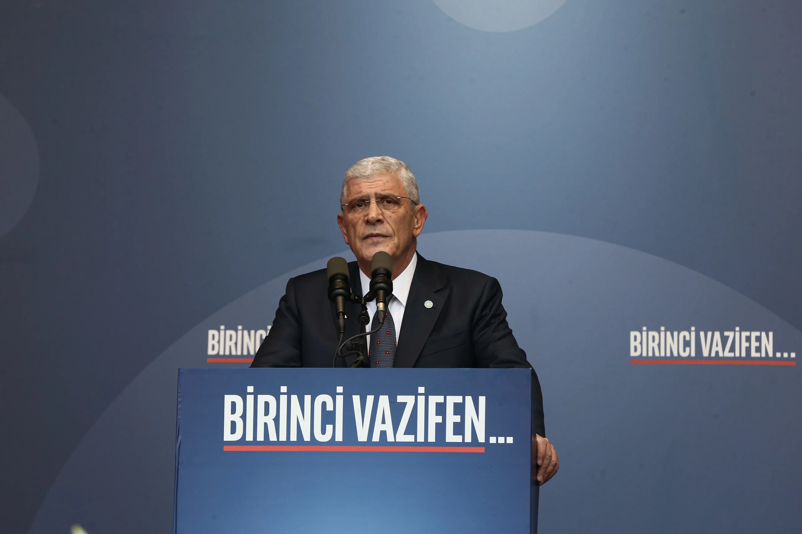 İYİ Parti Genel Başkanı Müsavat Dervişoğlu, Bursa’da düzenlenen mitingde kimlik